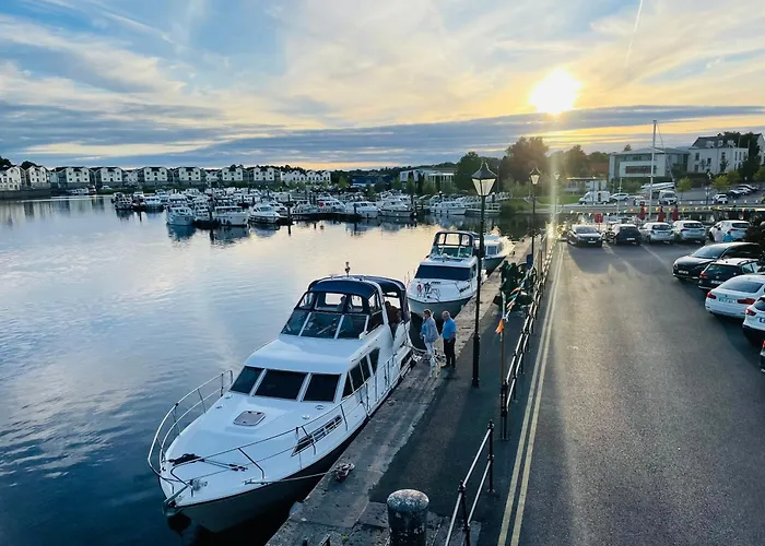 A In Central Park Apts Carrick on Shannon