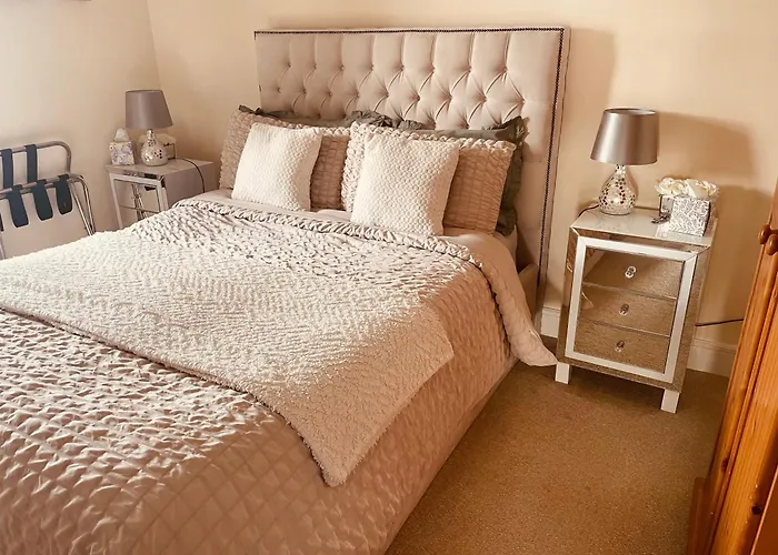 A In Central Park Apts Carrick on Shannon